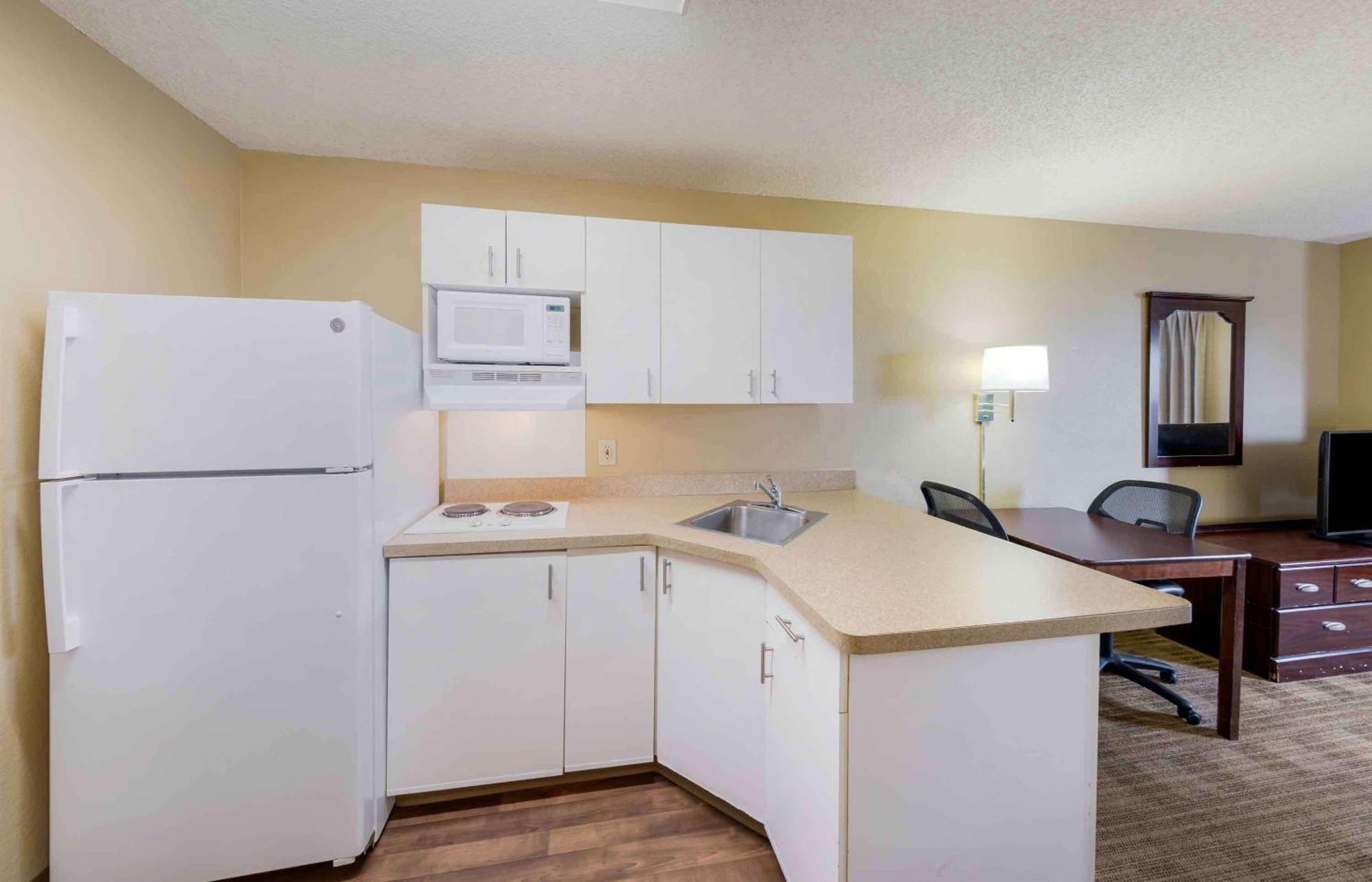 Extended Stay America Suites - Orange County - Huntington Beach Exterior photo