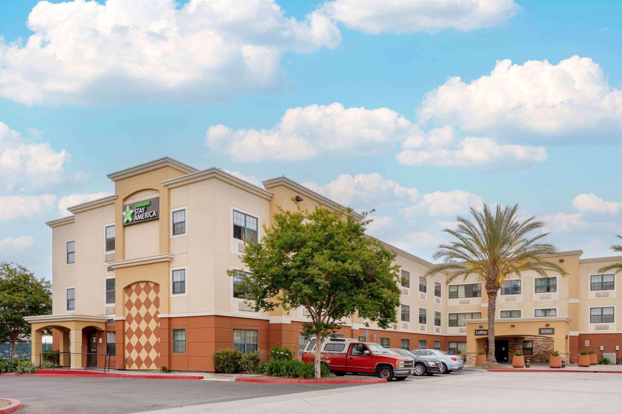 Extended Stay America Suites - Orange County - Huntington Beach Exterior photo