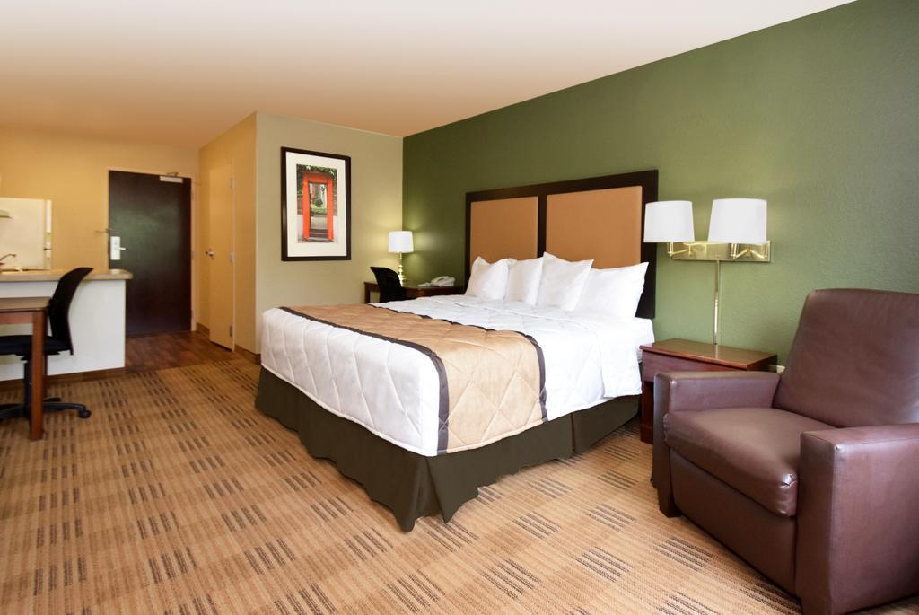 Extended Stay America Suites - Orange County - Huntington Beach Exterior photo